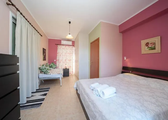 Hara Hébergement de vacances Agia Efimia