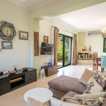 Holiday home Hara Agia Efimia