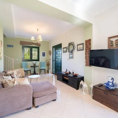 Hara Holiday home Agia Efimia